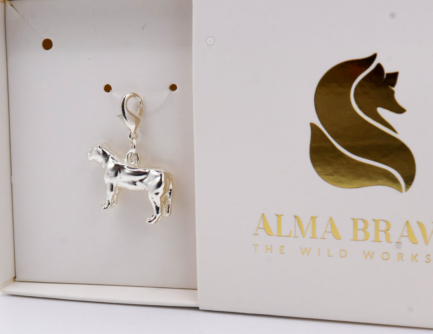 Charm leona baño de oro o plata