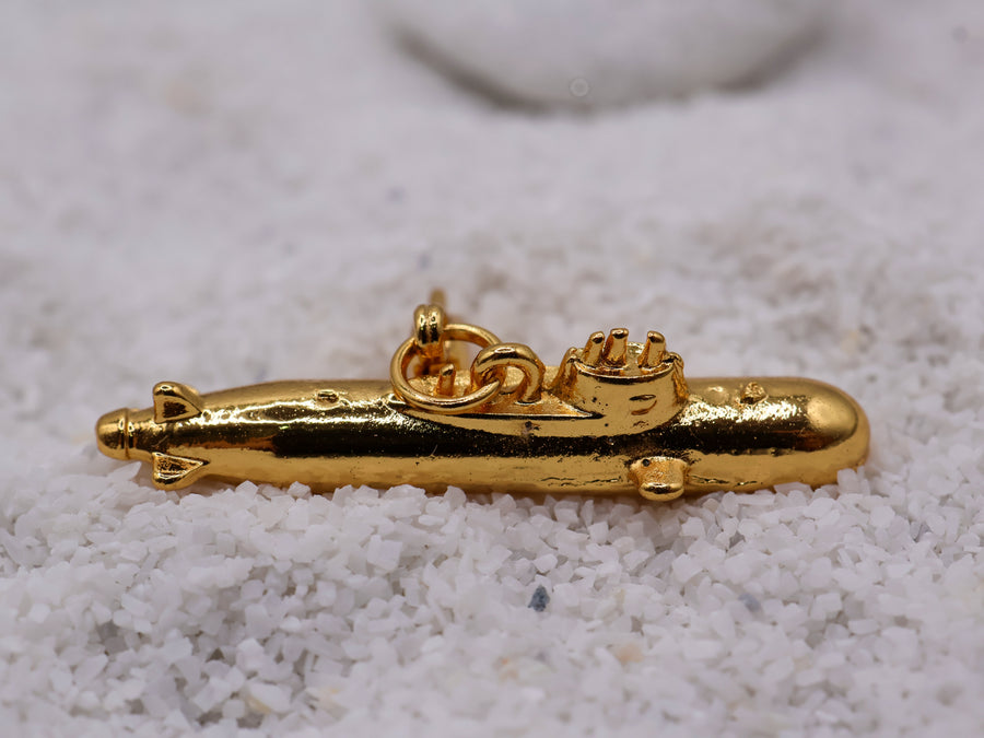 Charm submarino baño de oro o plata