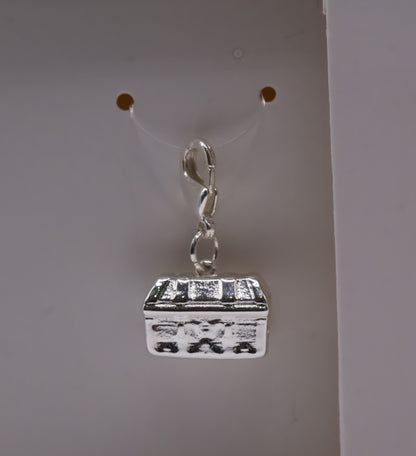 Charm cofre marino en baño de oro o plata