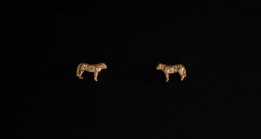 Aretes leona con baño en oro o plata